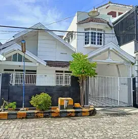 Dijual rumah wiguna regency dekat MERR