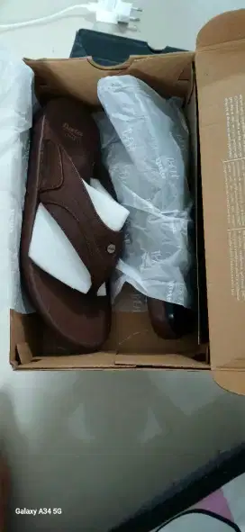 Bata Comfit Coklat