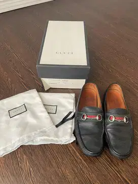 flat shoes gucci men