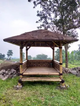 Saung bambu berbagai macam ukuran - gazebo bambu - saung bambu