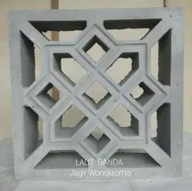 Loster/Roster Plong 17 (40x40).