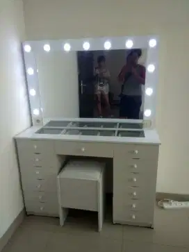 VANNITY MIRROR JUMBO ORDER COD