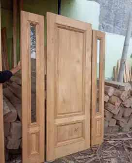 Pintu jati berkwalitas