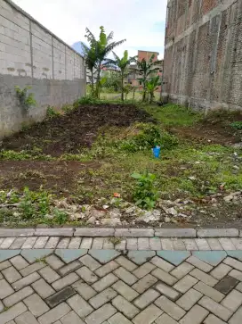 Dijual Tanah samping Kampus UNITRI