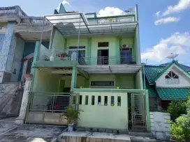 Rumah 3 lantai, hdp utara, di Citra Garden 2