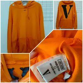 206.  HOODIE OW Koleb V