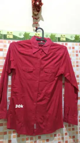 Atasan Kemeja Polos