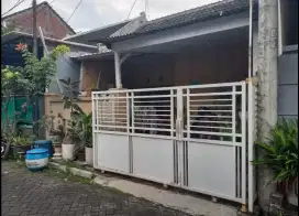 Dijual hunian second Pesona alam Merr