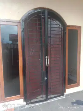 Tralis pintu minimalis