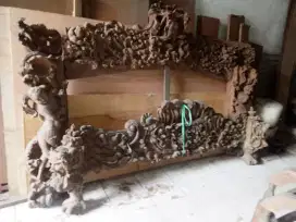 Tempat tidur no 1 ukir antik