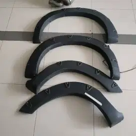 Over fender toyota hilux double cabin