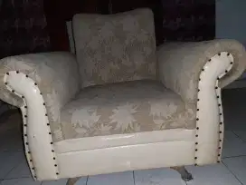 Kursi Sofa Murah Rumah 7kamar Bisa Tuk Usaha Jl Raya Adisucipto yogya