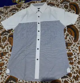 Kemeja Lengan Pendek