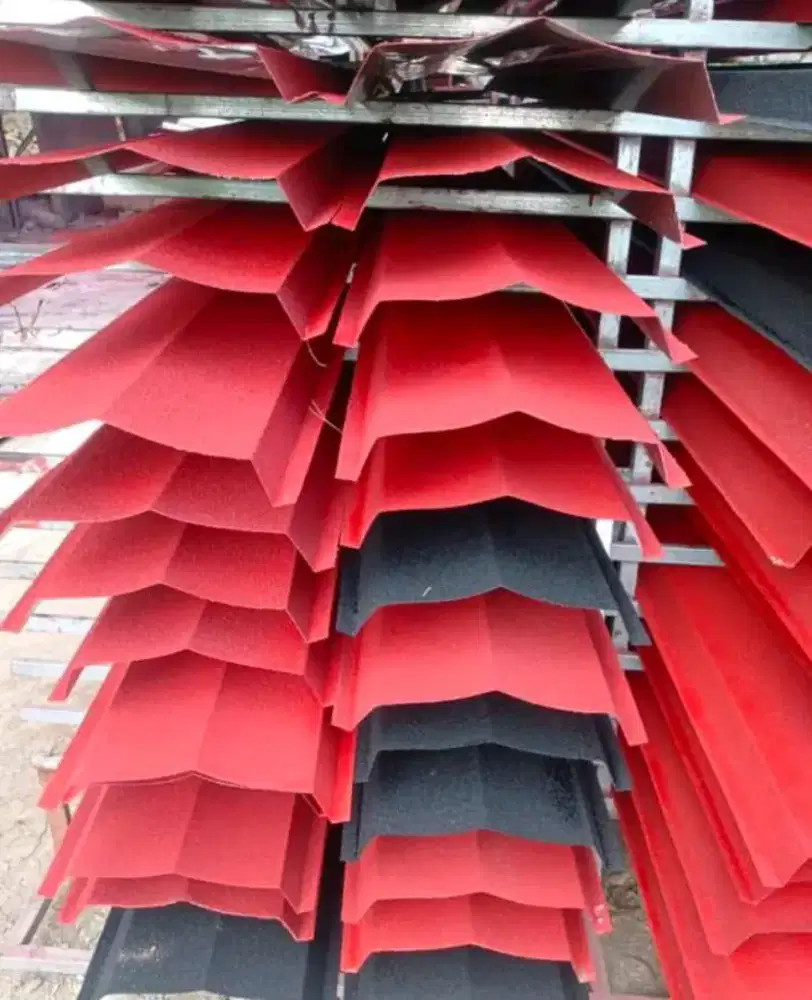 Bongkar-pasang atap rumah