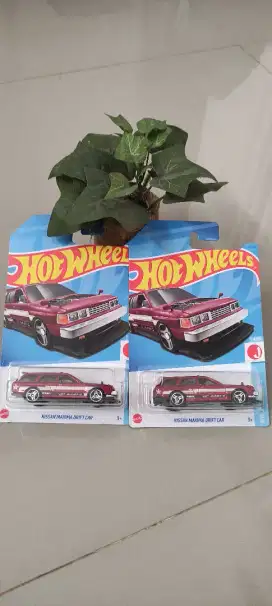 Hotwheels Nissan Maxima Drift Car