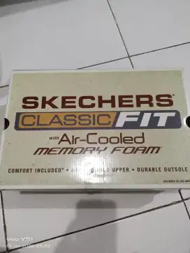 Sepatu SKECHERS CLASSIC FIT, Air Cooled original [ baru ], chat via WA