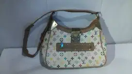 Sling Bag Authentic Louis Vuitton Alma White Multicolored-Rare