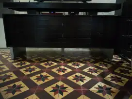 Special Sale: Lemari TV model Klasik Geser