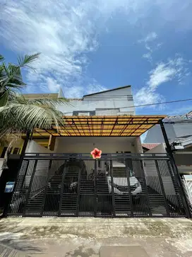 Dijual rumah di kelapa gading, Jakarta Utara
