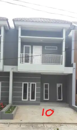 Dijual rumah baru, 2 lantai, hdp timur  di Meruya Park Residence