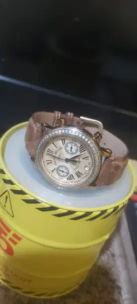 Franck Muller Japan quartz/battre