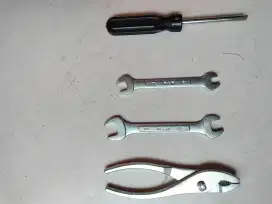 Tool kit set untuk  motor