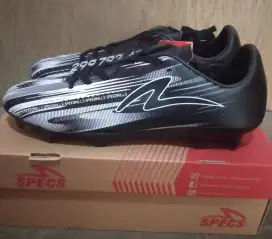 Specs elevation zero black