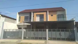 rumah baru gress 2 lantai Medokan asri rungkut