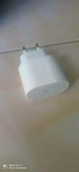 Charger iphone 11 c to lighting