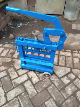 Alat potong paving