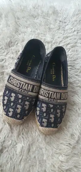 Chistian dior espa Sepatu Slipon cd dior miror