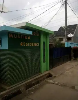 DI KONTRAKAN RUMAH TAHUNAN