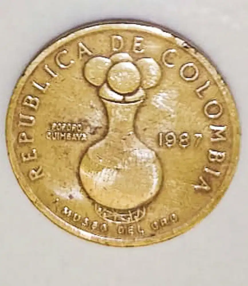 Koin Kolombia , 20 Peso tahun 1987,