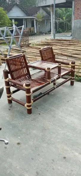 Kursi bambu santai