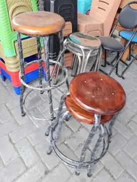 Kursi besi T 50 cm