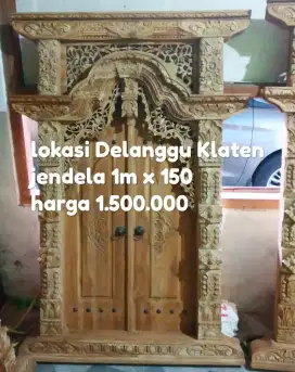 Jendela gebyok ukir