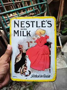 Kotak Kaleng Vintage Tin Box 150 thn Nestle