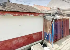 DIJUAL GUDANG BERUPA RUMAH SUTOREJO TIMUR