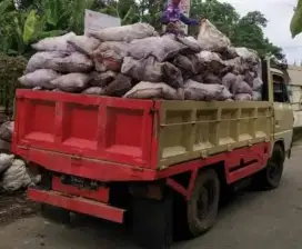 jasa buang berangkal brangkal  puing bangunan bandung