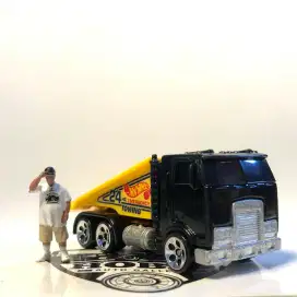 Ramp Towing Truck Reguler Hot wheels Collector Blue Card Loose