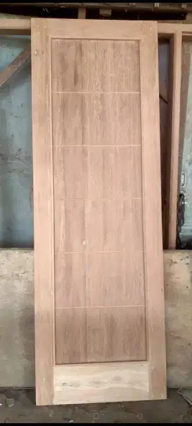 daun pintu panel