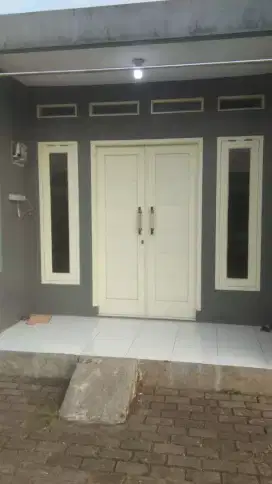 Kontrakan Petakan ada Parkiran Mobilnya dipondok ranji bintaro tangsel