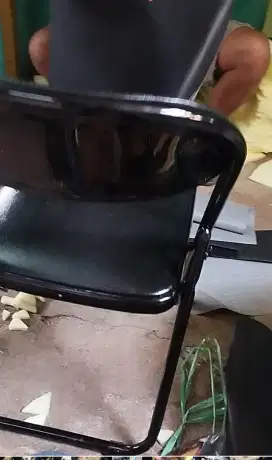 kursi lipat , kuliah or belajar , kantor dan keperluan kantor lainnya