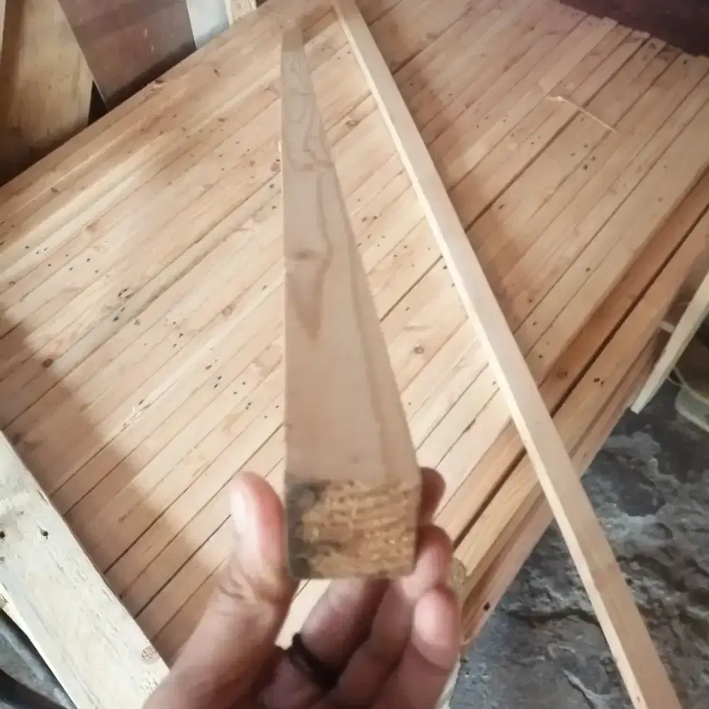 Kaso Jati Belanda serut 3x3x130cm