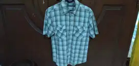 Kemeja Pria Tangan Pendek Merek DETAILS. ORI. Size M. Mulus Nominus