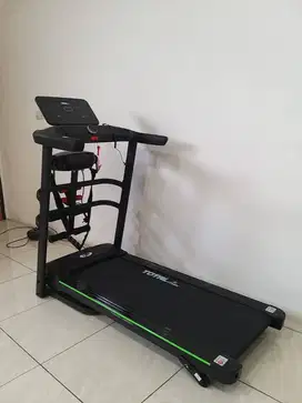 Treadmill Elektrik 3 Fungsi Listrik 450watt Layar Lebar Bergaransi