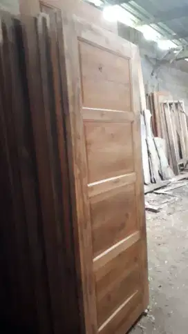 pintu buat kost murah
