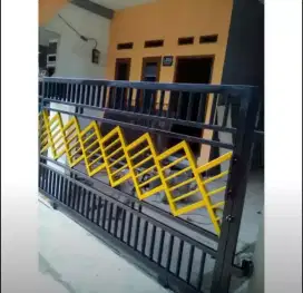 Mengerjakan pagar dorong, pagar lipat, pagar kupu-kupu