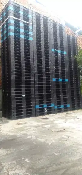 Palet plastik bekas murah berkoa litas