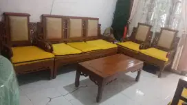 Dijual Kursi Meja Kayu set bekas / second / preloved